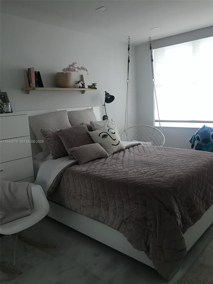 ST LOUIS CONDO - Residential Lease