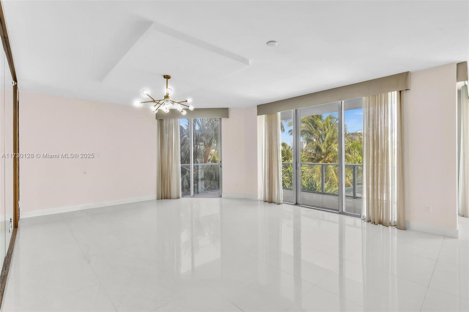 View photos, virtual tours, details... 17301 Biscayne Blvd 210
