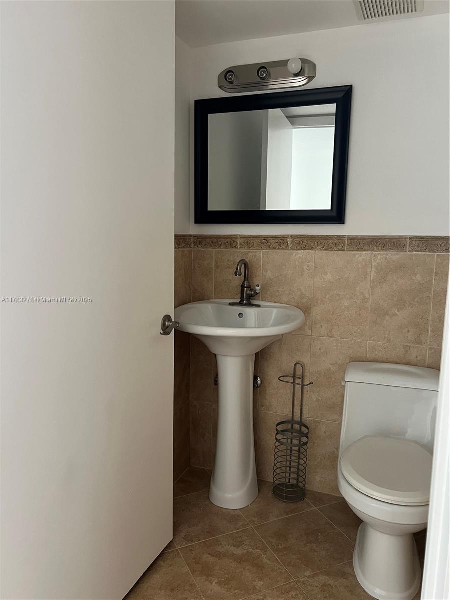 1153 NW 123rd Pl 304