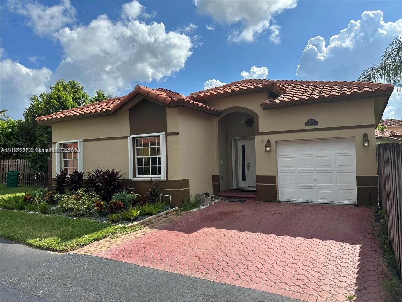 Rental Property at 21519 Sw 90th Ct 21519, Cutler Bay, Miami-Dade County, Florida - Bedrooms: 3 
Bathrooms: 2  - $3,200 MO.