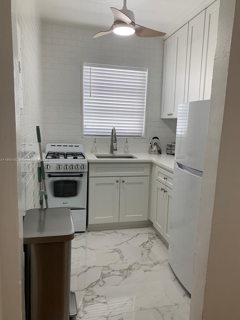 OCEAN BEACH ADDN NO 3 - Residential Lease
