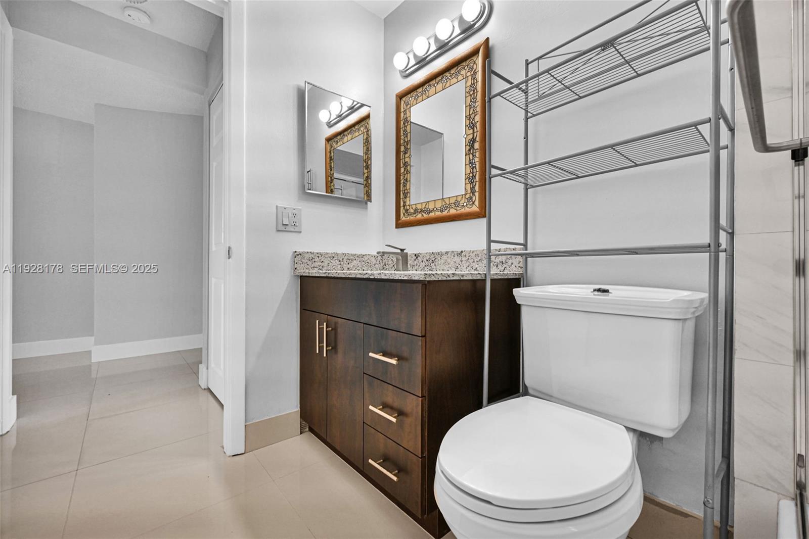 PEMBROKE LAKES SECTION SE - Residential Lease