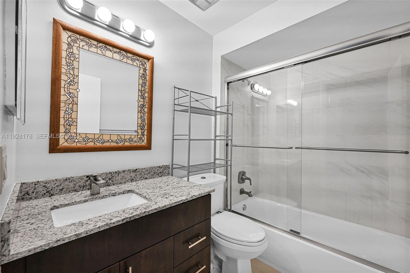 PEMBROKE LAKES SECTION SE - Residential Lease