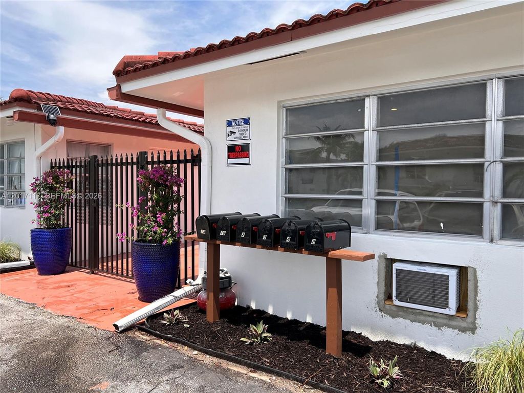 Photo of 1140 NE 24th Ave #1-4, Pompano Beach, FL 33062 (MLS # A12017117)