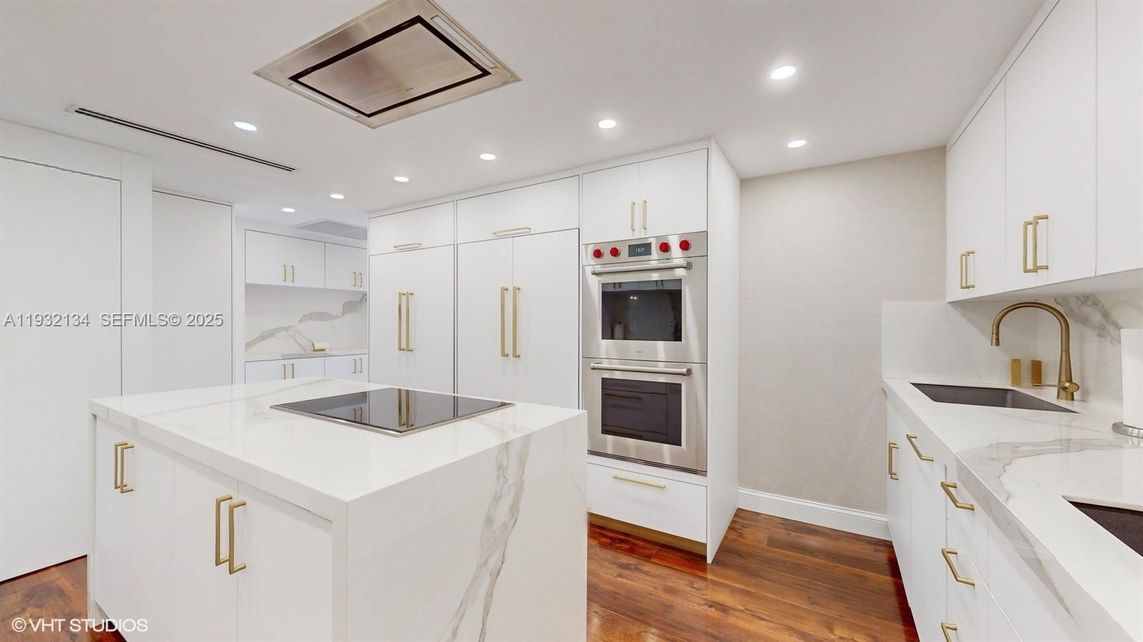 BAL HARBOUR 101 CONDO - Residential