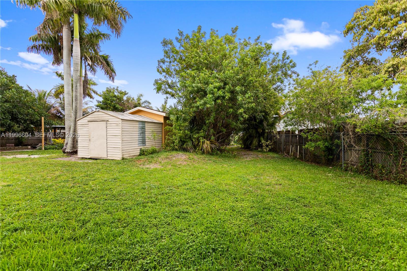 NORTH LAUDERDALE VILLAGE - Residential