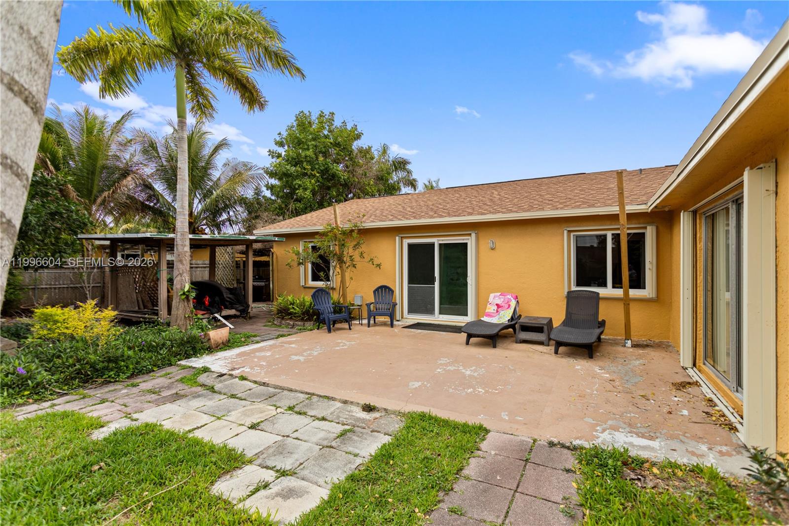 NORTH LAUDERDALE VILLAGE - Residential