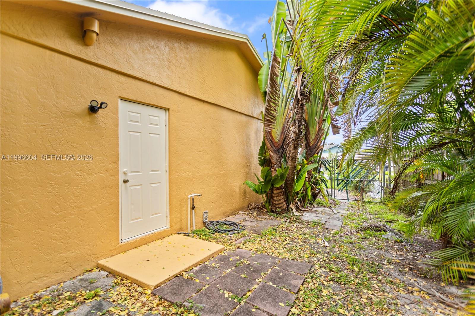 NORTH LAUDERDALE VILLAGE - Residential