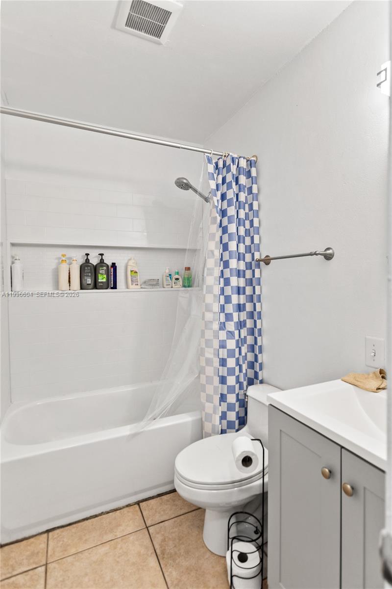 NORTH LAUDERDALE VILLAGE - Residential