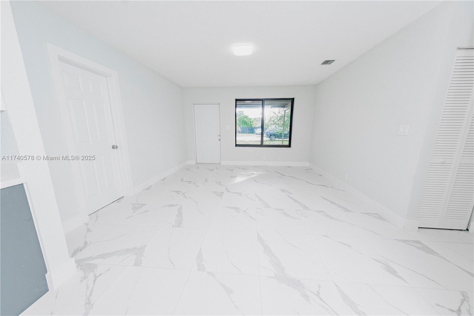 HOOSIER HEIGHTS - Residential