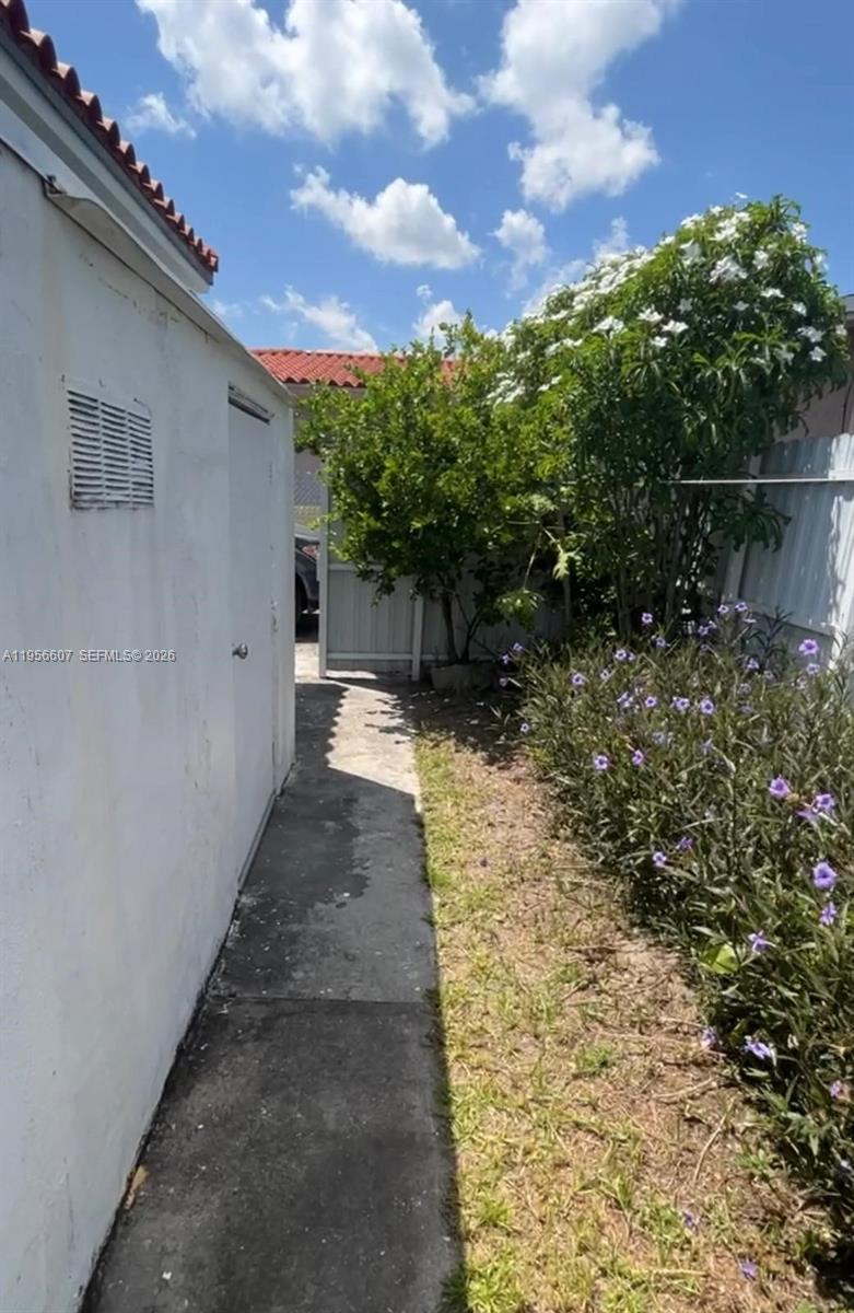 TWELFTH ST MANORS - Residential Lease