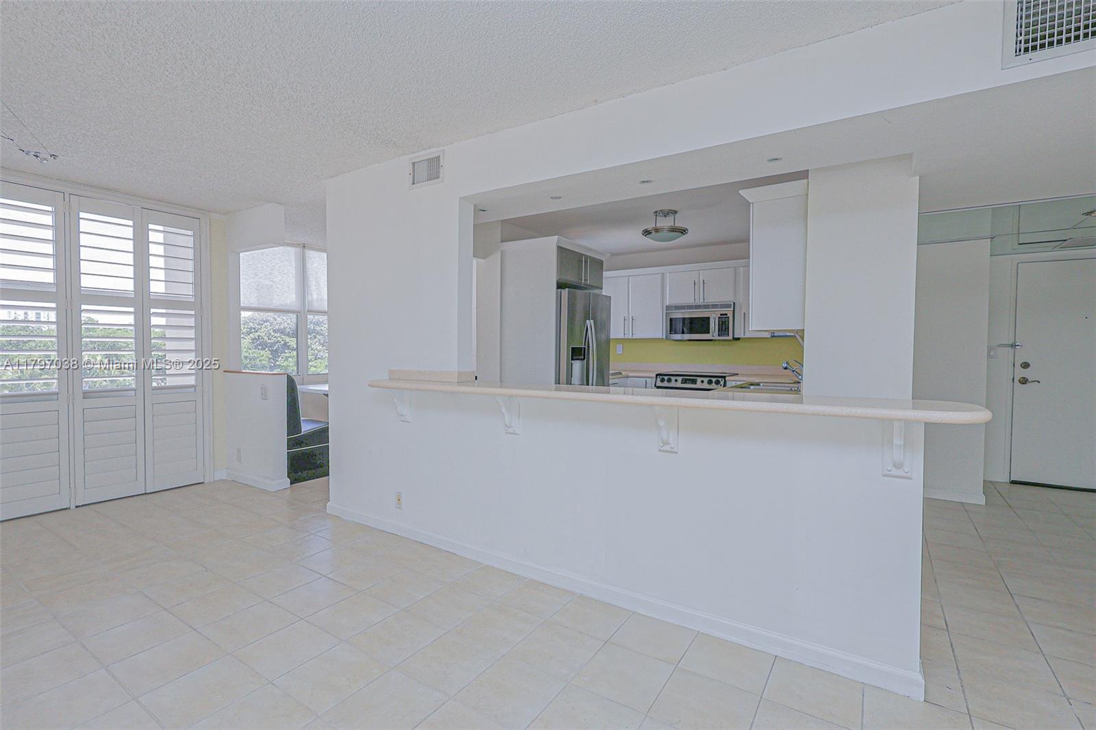 1865 Brickell Ave A514