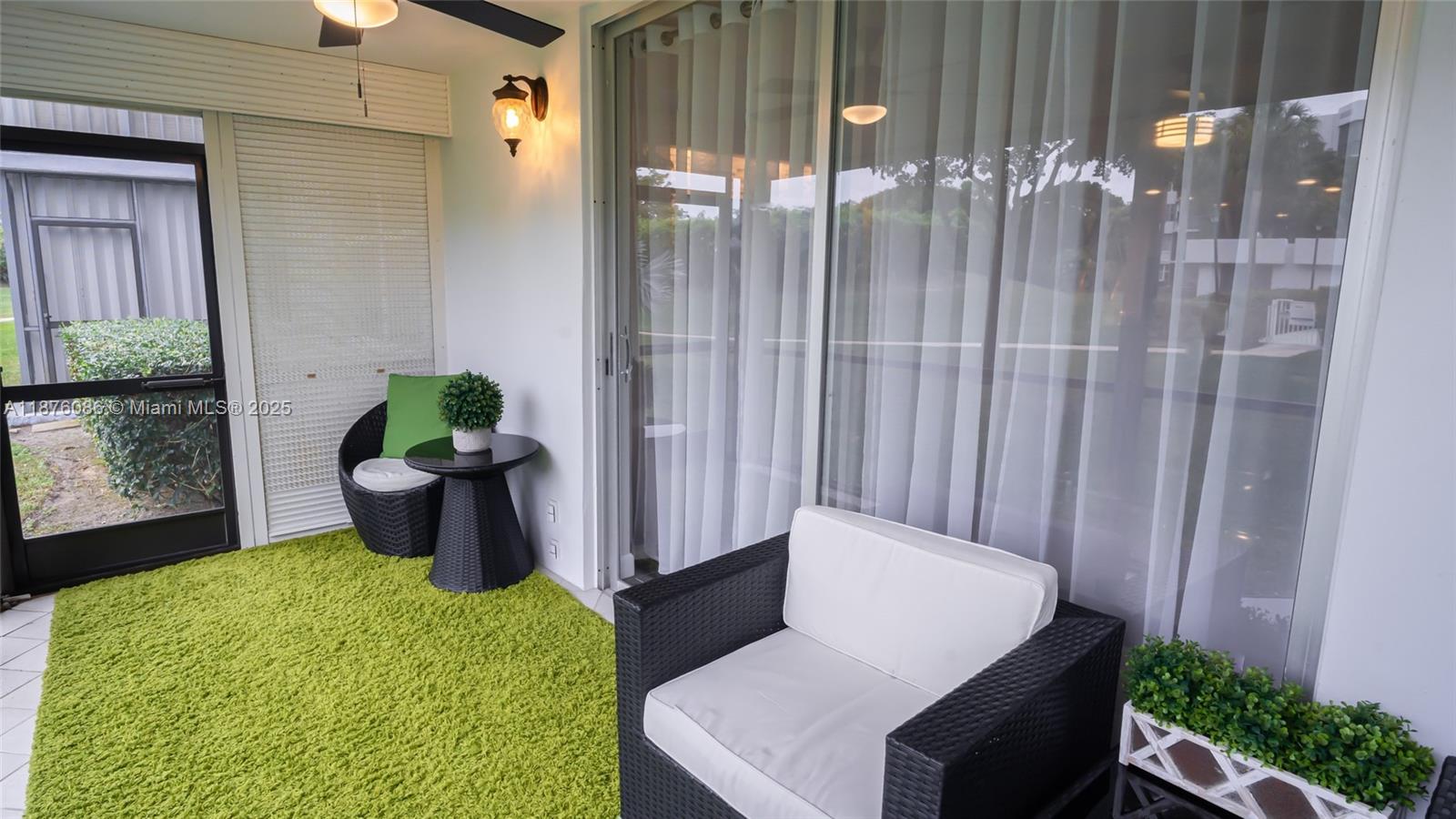 BOCA TEECA CONDO 9 - Residential