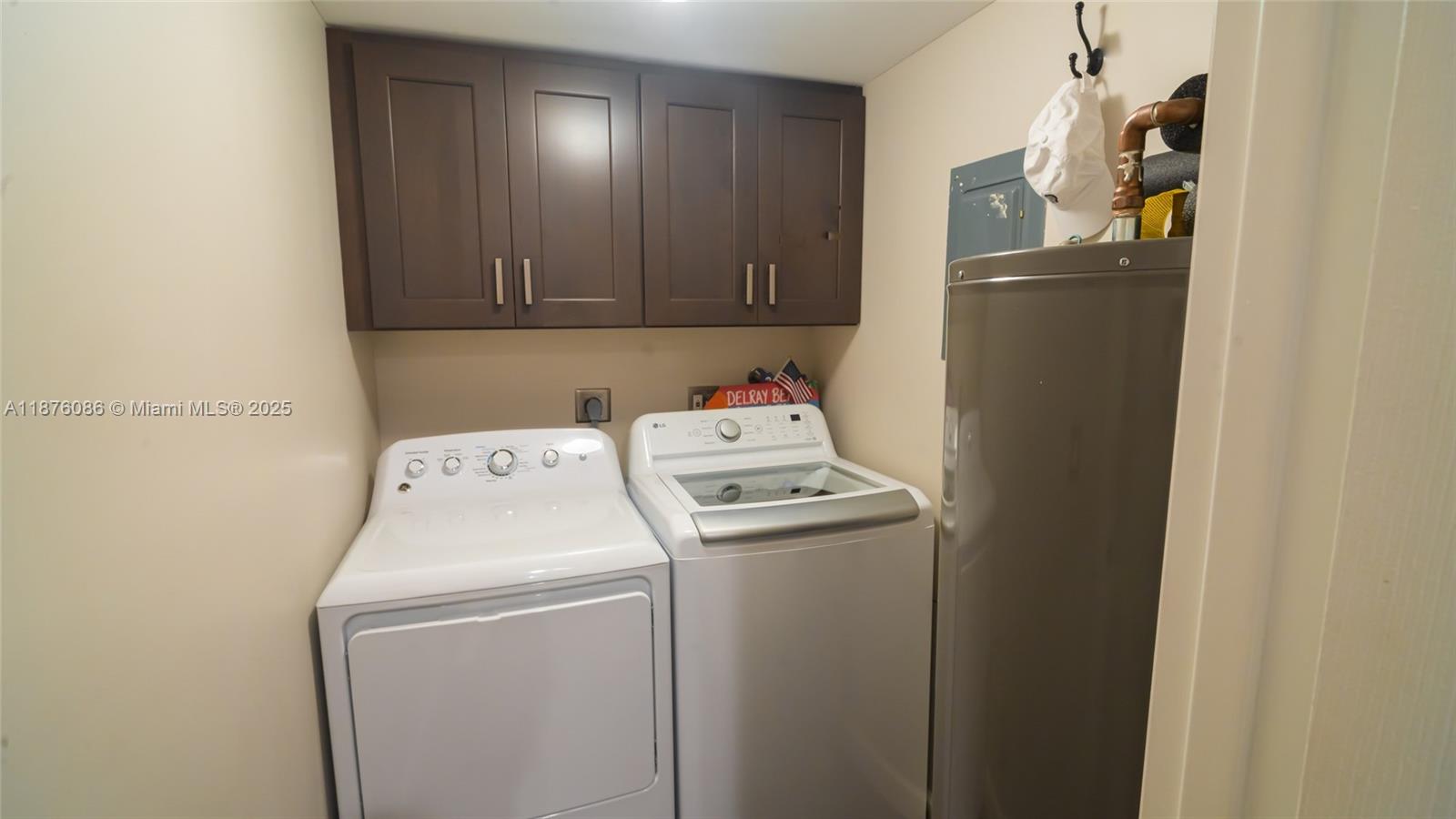 BOCA TEECA CONDO 9 - Residential