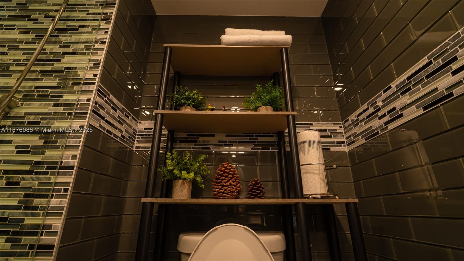 BOCA TEECA CONDO 9 - Residential