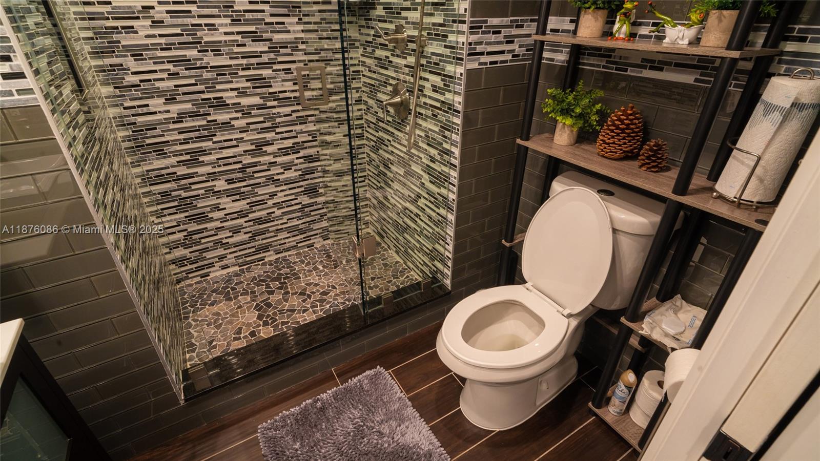 BOCA TEECA CONDO 9 - Residential