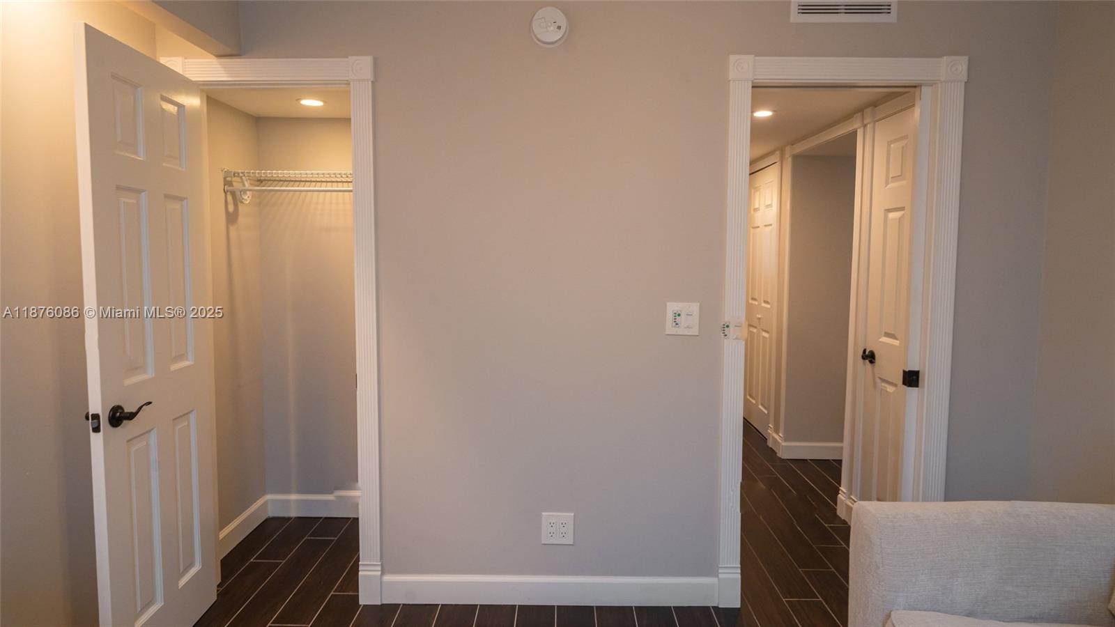 BOCA TEECA CONDO 9 - Residential