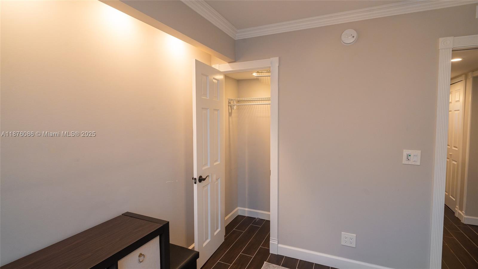 BOCA TEECA CONDO 9 - Residential