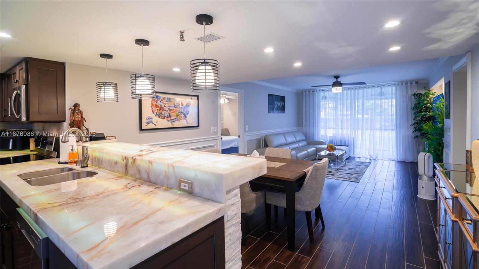 BOCA TEECA CONDO 9 - Residential