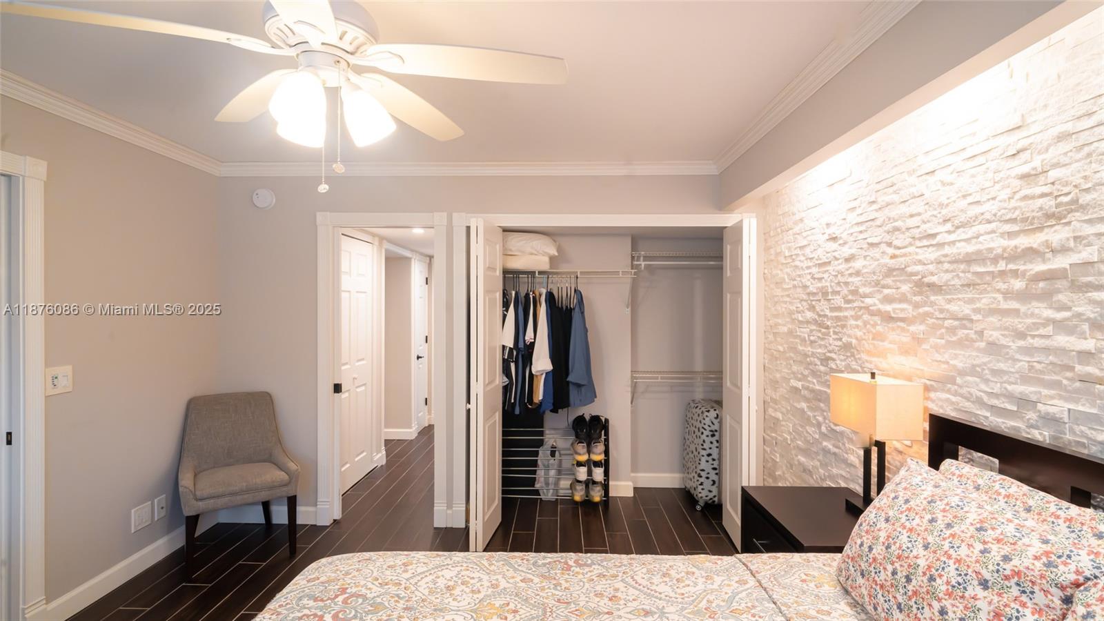 BOCA TEECA CONDO 9 - Residential