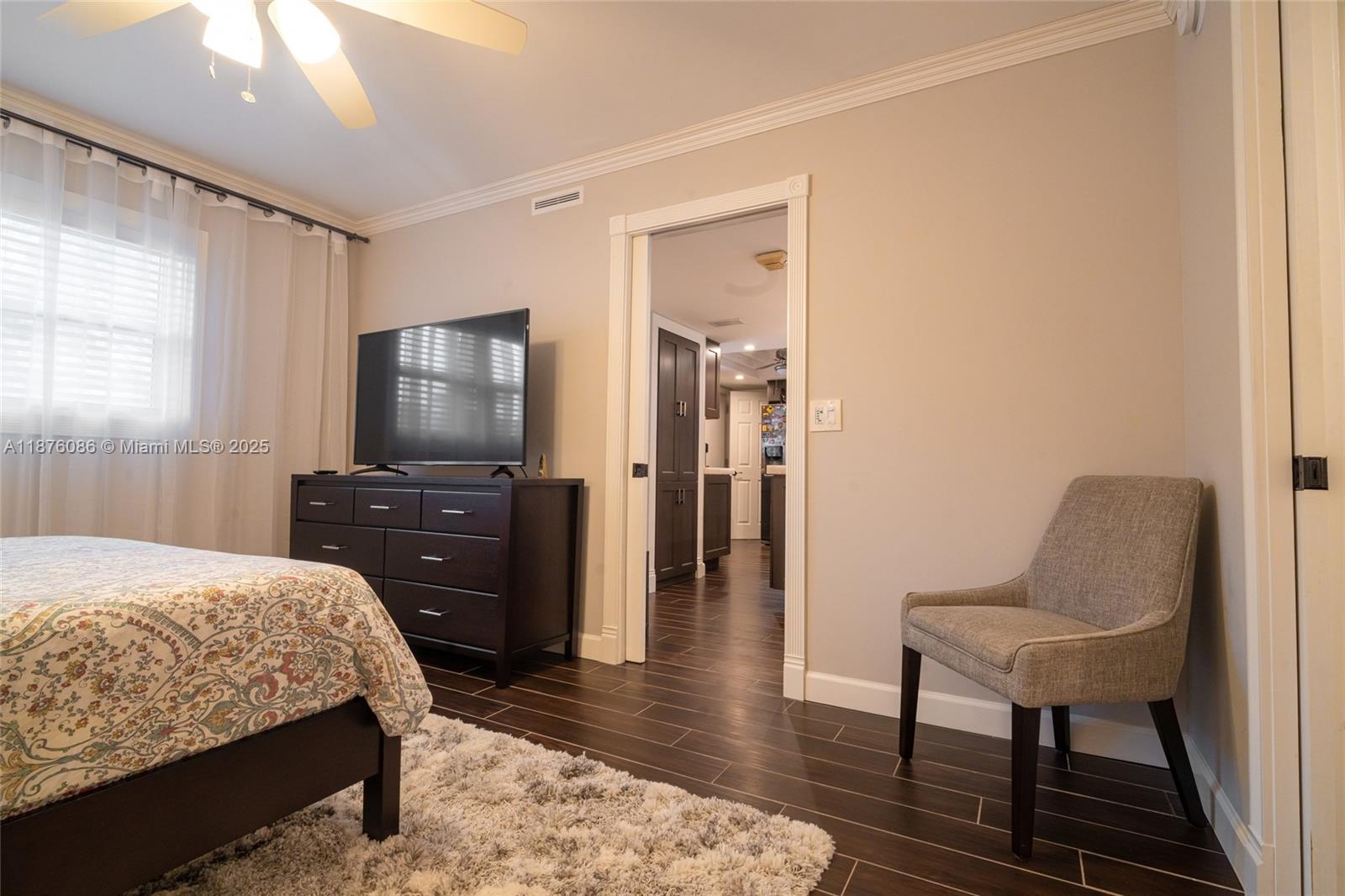 BOCA TEECA CONDO 9 - Residential