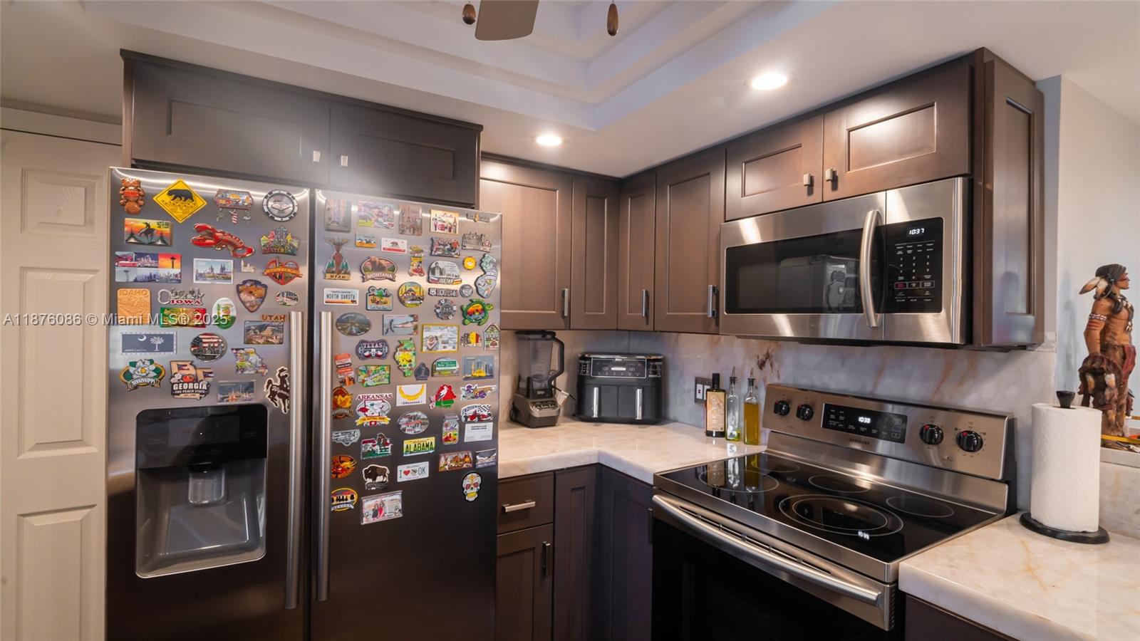 BOCA TEECA CONDO 9 - Residential