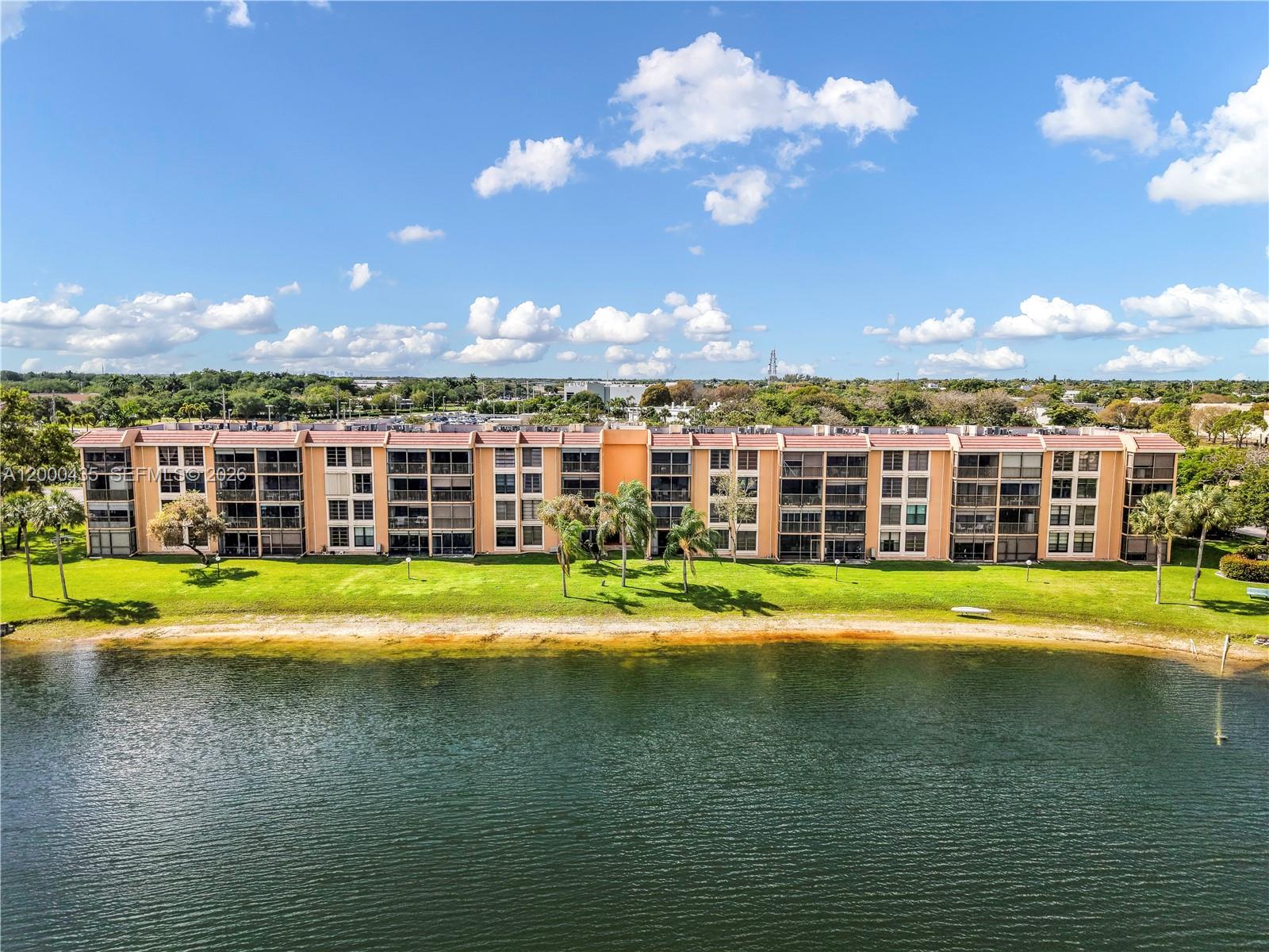 CORAL GATE VII CONDO - Residential