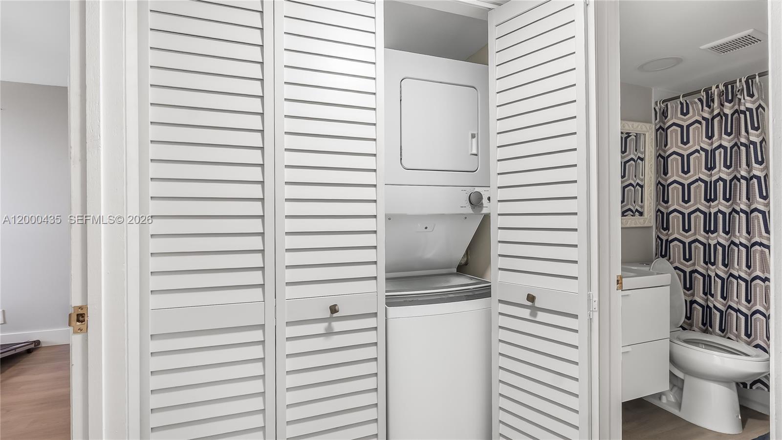 CORAL GATE VII CONDO - Residential