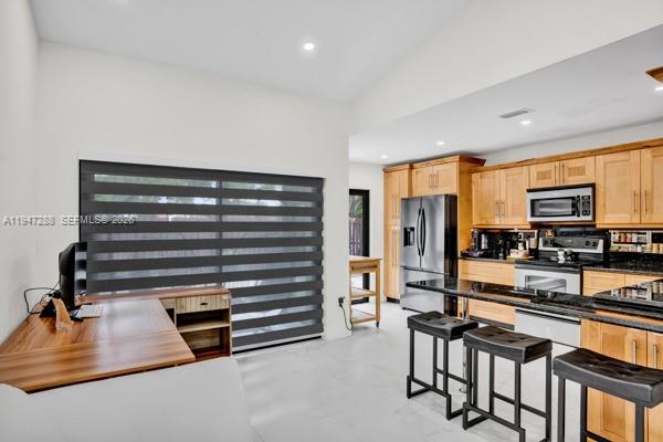 LAKES OF THE MEADOW-MEADO - Residential