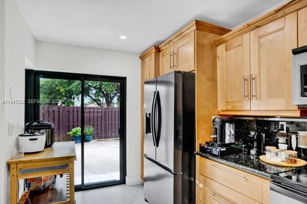 LAKES OF THE MEADOW-MEADO - Residential