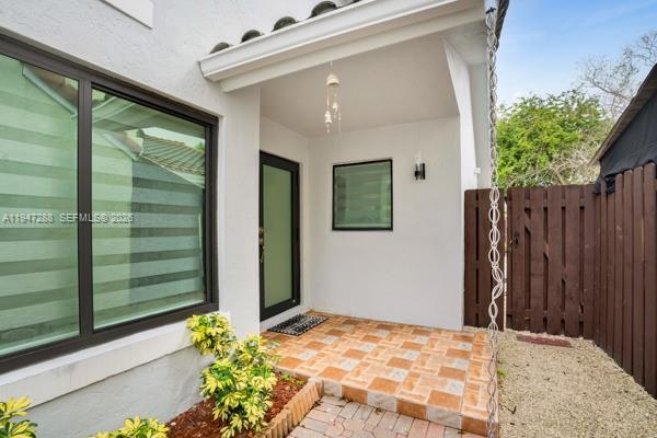 LAKES OF THE MEADOW-MEADO - Residential