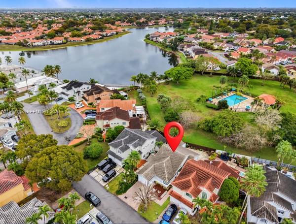 LAKES OF THE MEADOW-MEADO - Residential