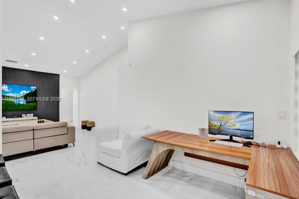 LAKES OF THE MEADOW-MEADO - Residential