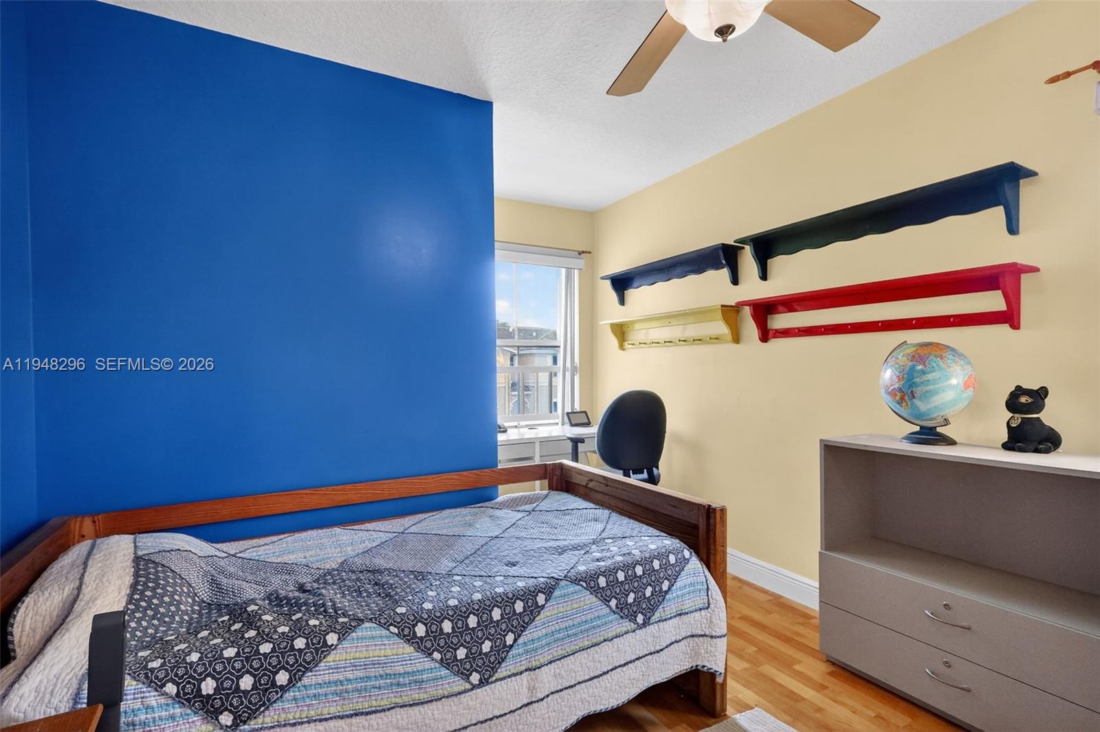 MELROSE POINT CONDO - Residential