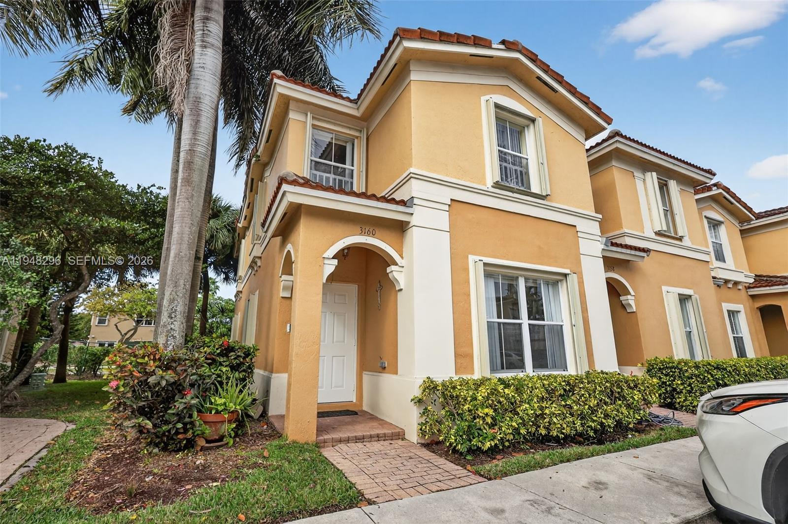 MELROSE POINT CONDO - Residential