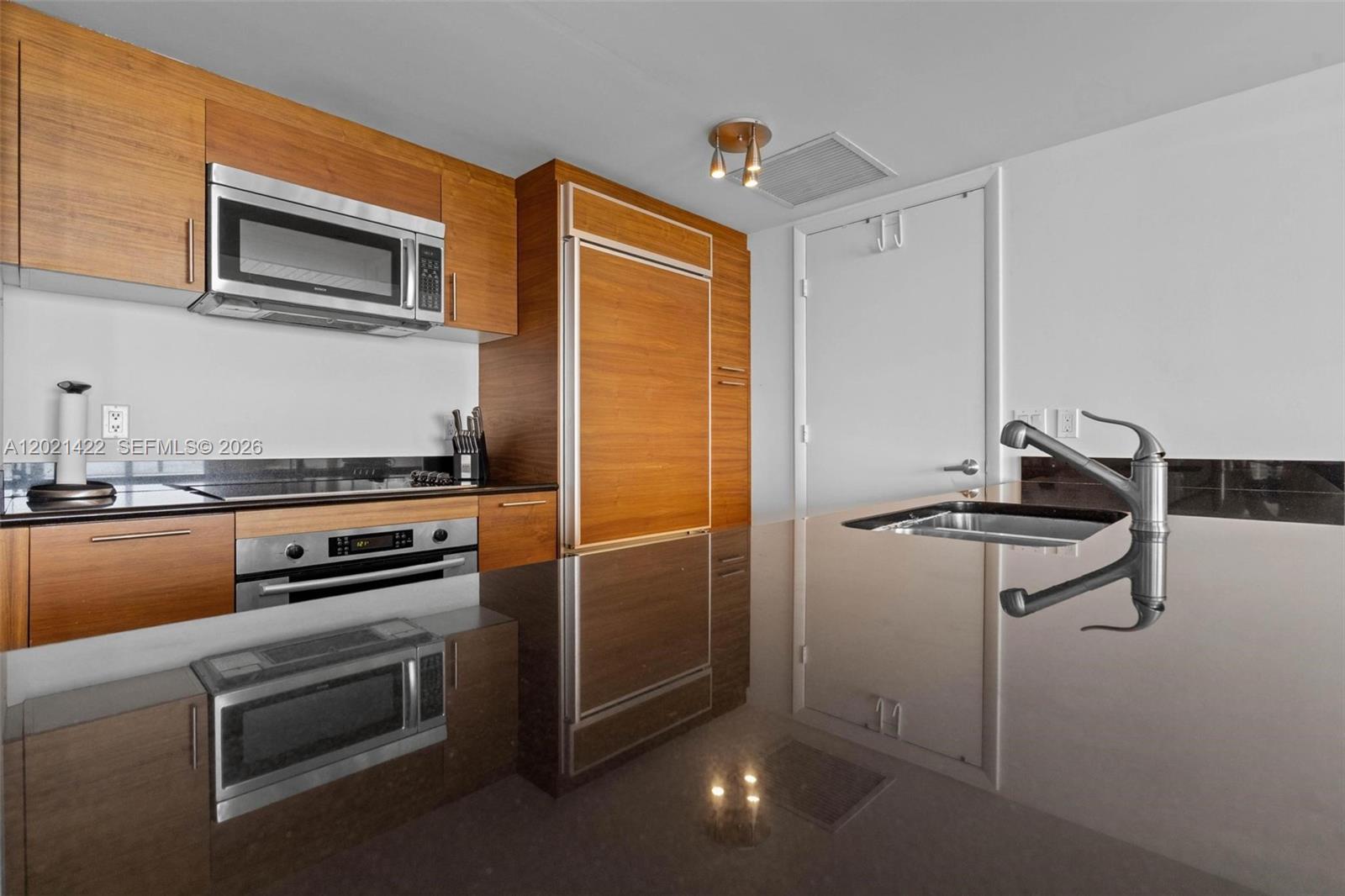 50 BISCAYNE CONDO - Residential
