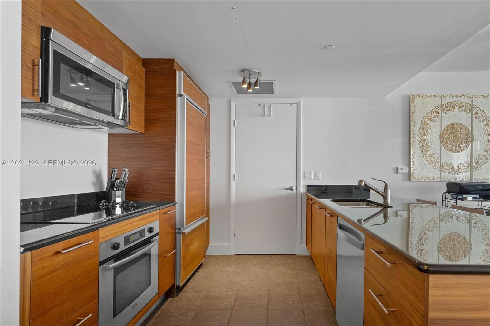 50 BISCAYNE CONDO - Residential