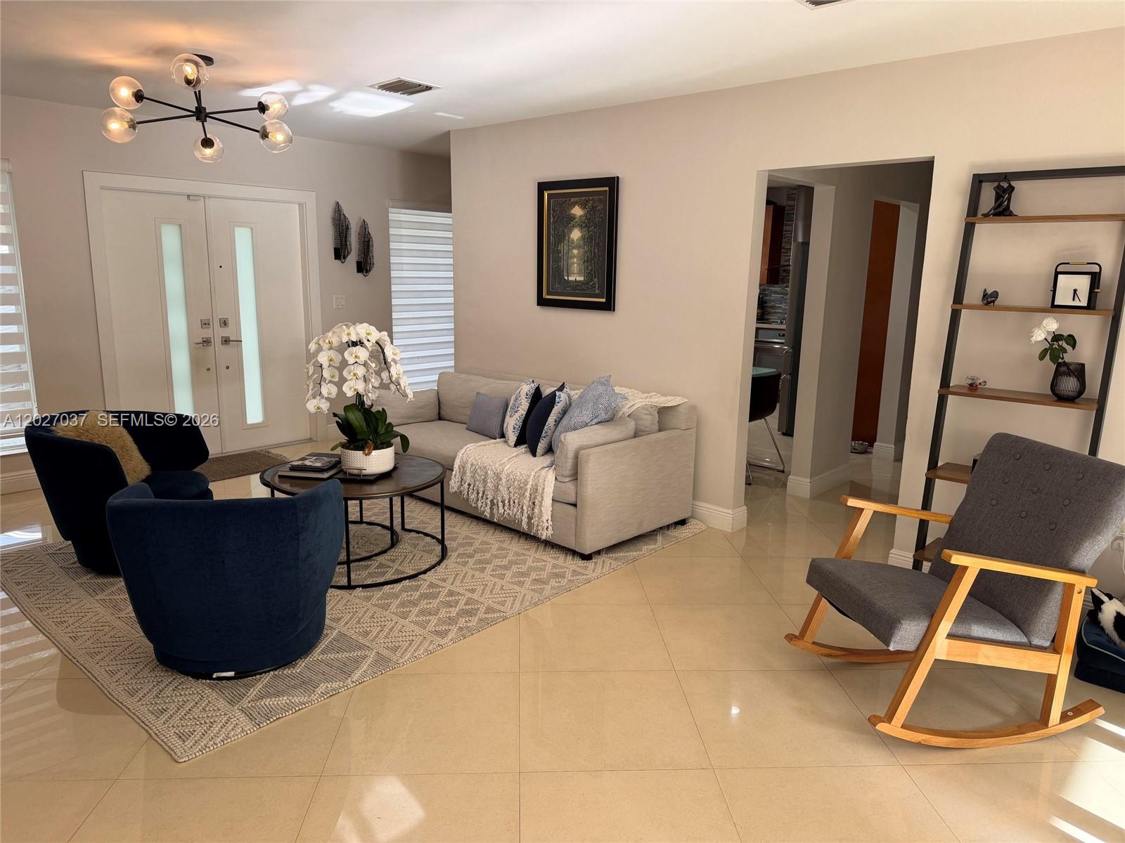 SUNILAND MANOR - Residential