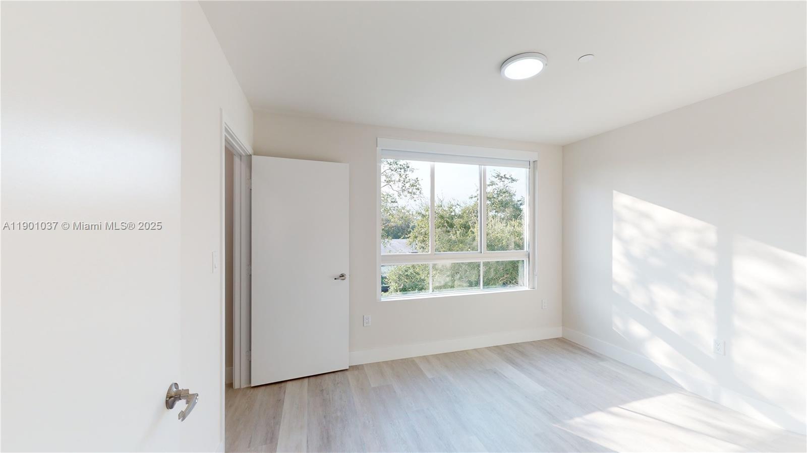 RIVERWOOD - Residential Lease