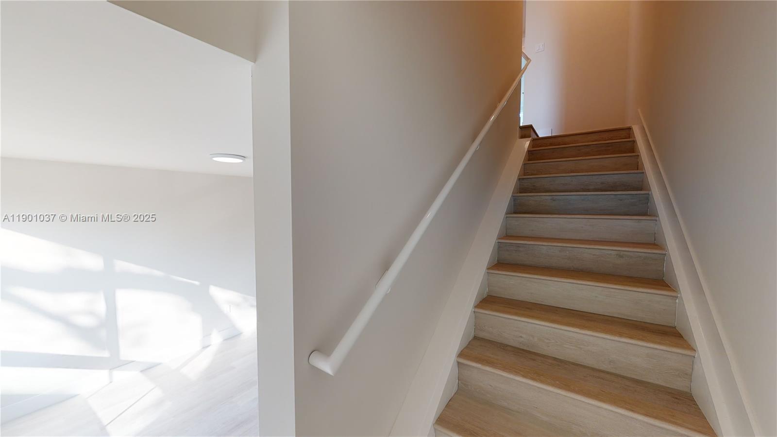 RIVERWOOD - Residential Lease