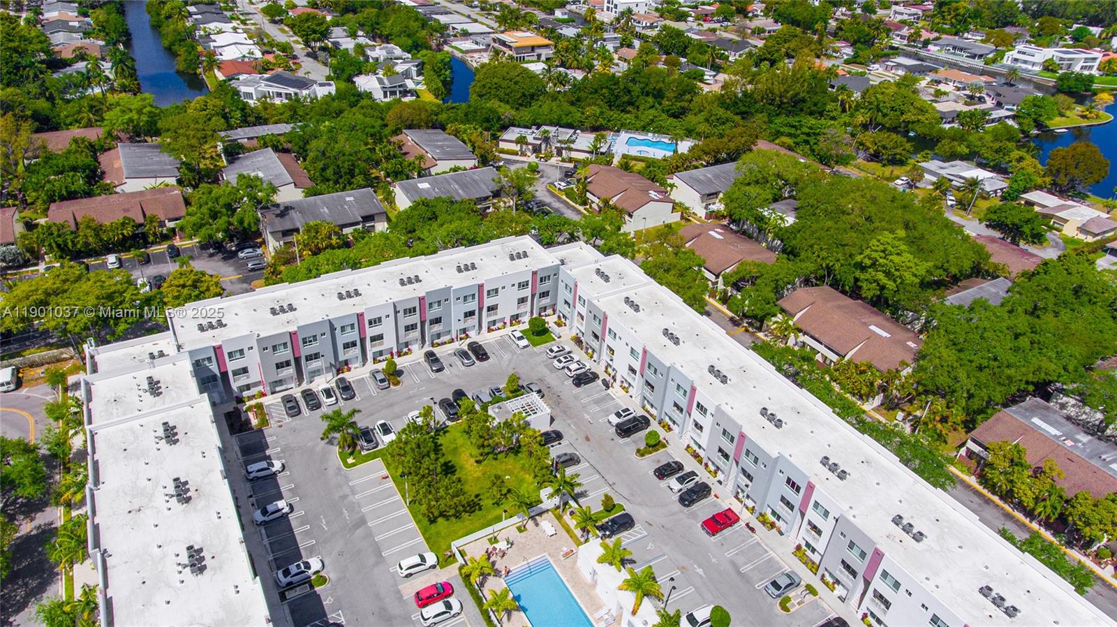 RIVERWOOD - Residential Lease