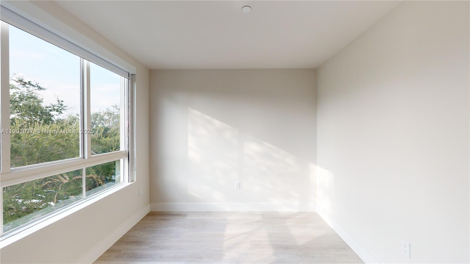 RIVERWOOD - Residential Lease