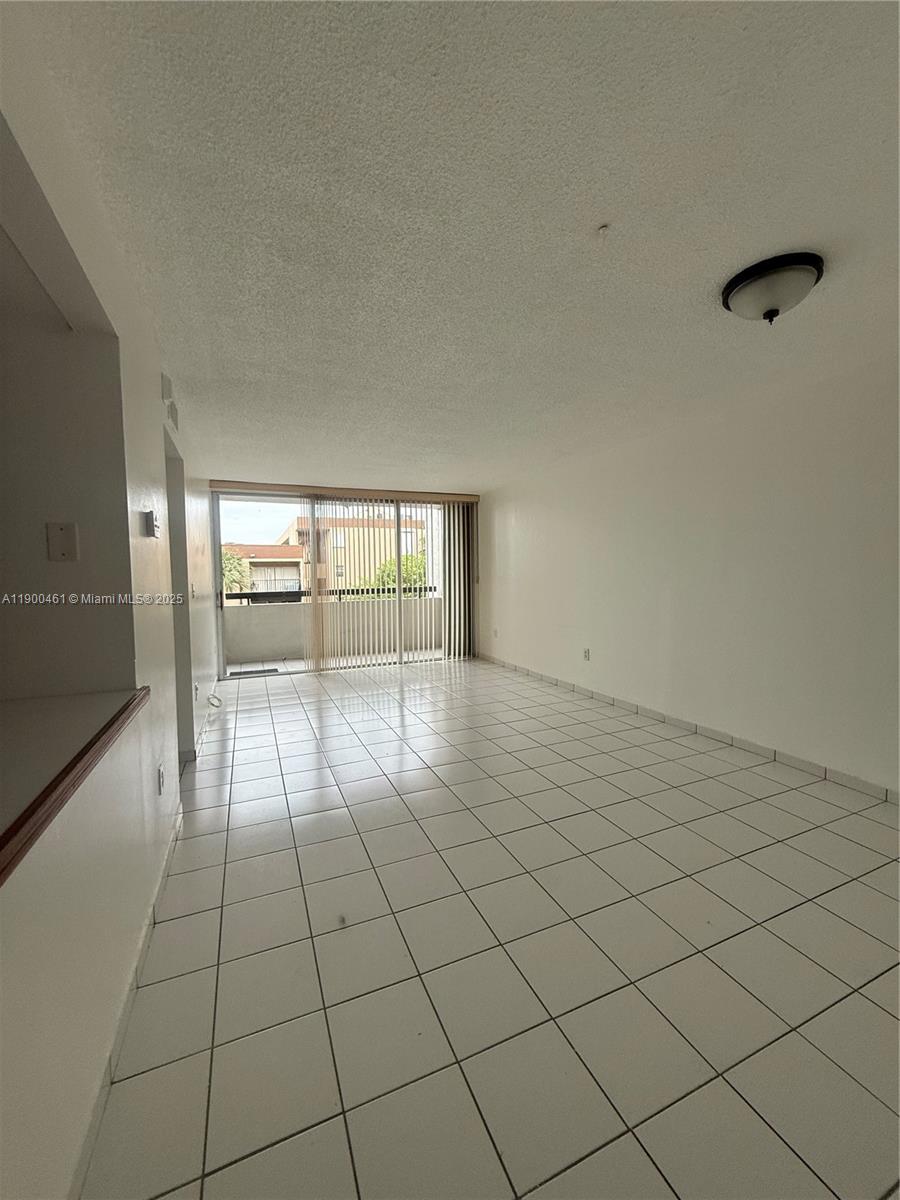 SANDALWOOD CONDO APTS - Residential Lease