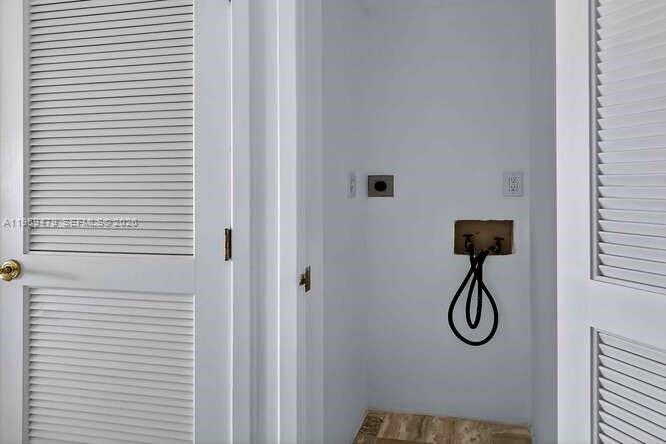 YACHT HARBOUR CONDO - Residential