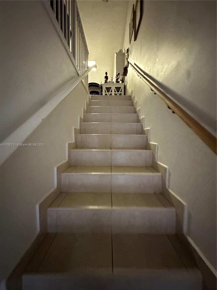 EL PRADO XI CONDO - Residential