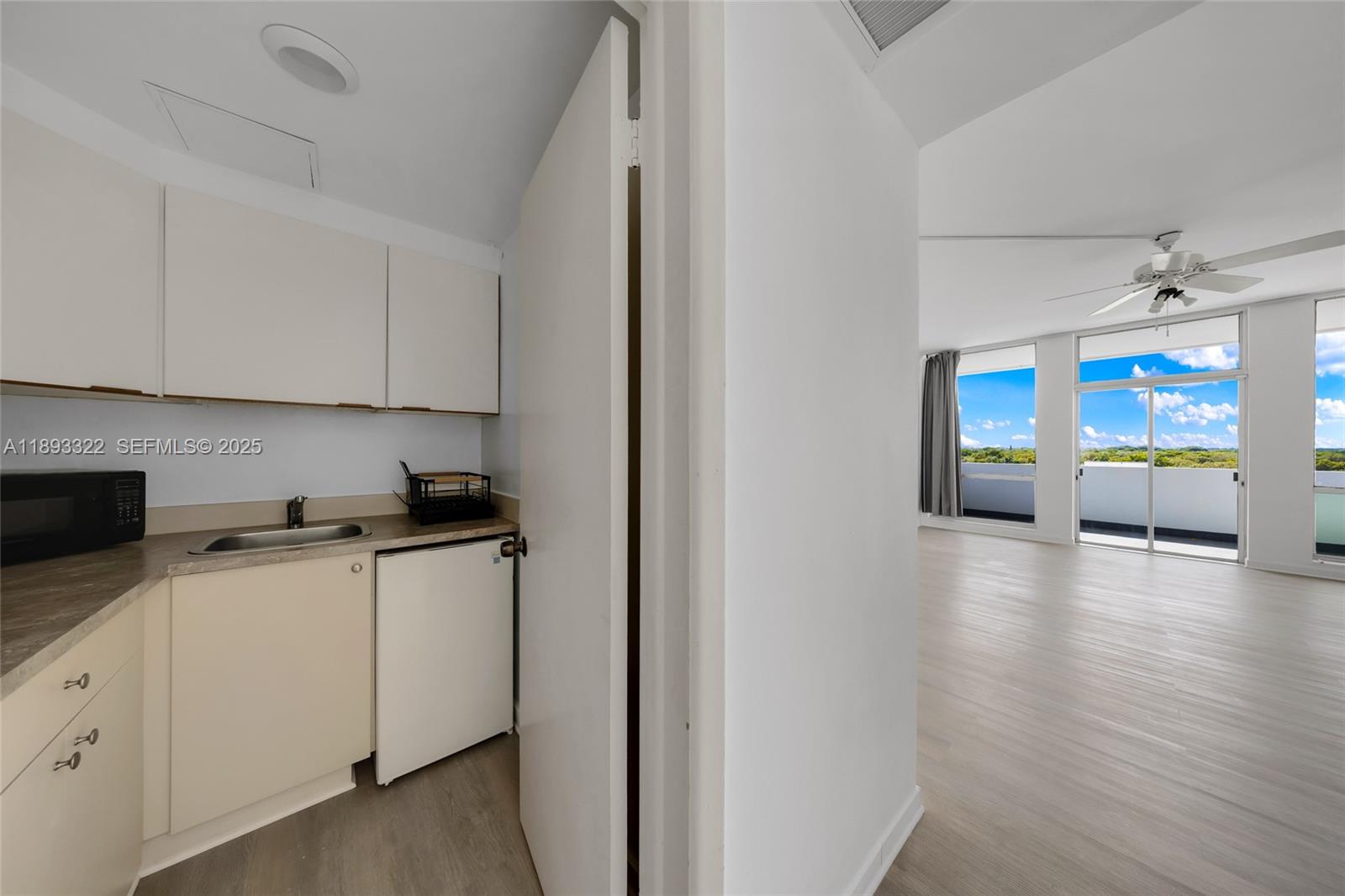 DAVID WILLIAM HOTEL CONDO - Residential Lease