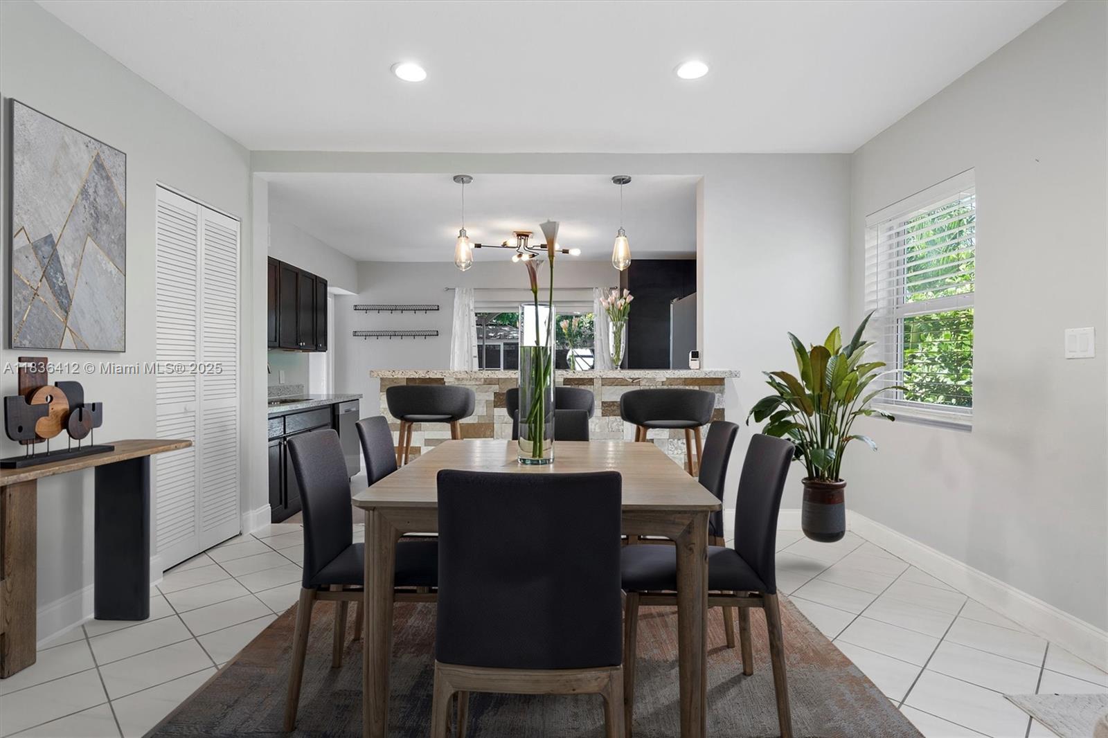 11100 NE 12th Ave, Miami, FL, 33161/$679,000 3 11100 NE 12th Ave