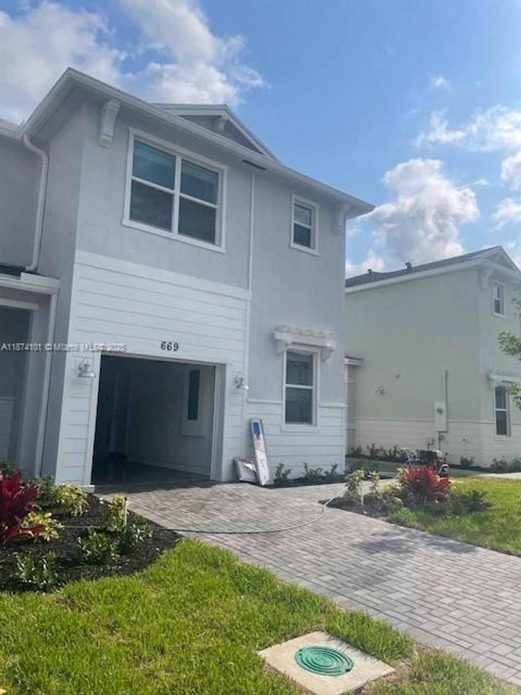 Photo of 669 SE Lake Falls St, Port St Lucie, FL 34984 (MLS # A11874101)