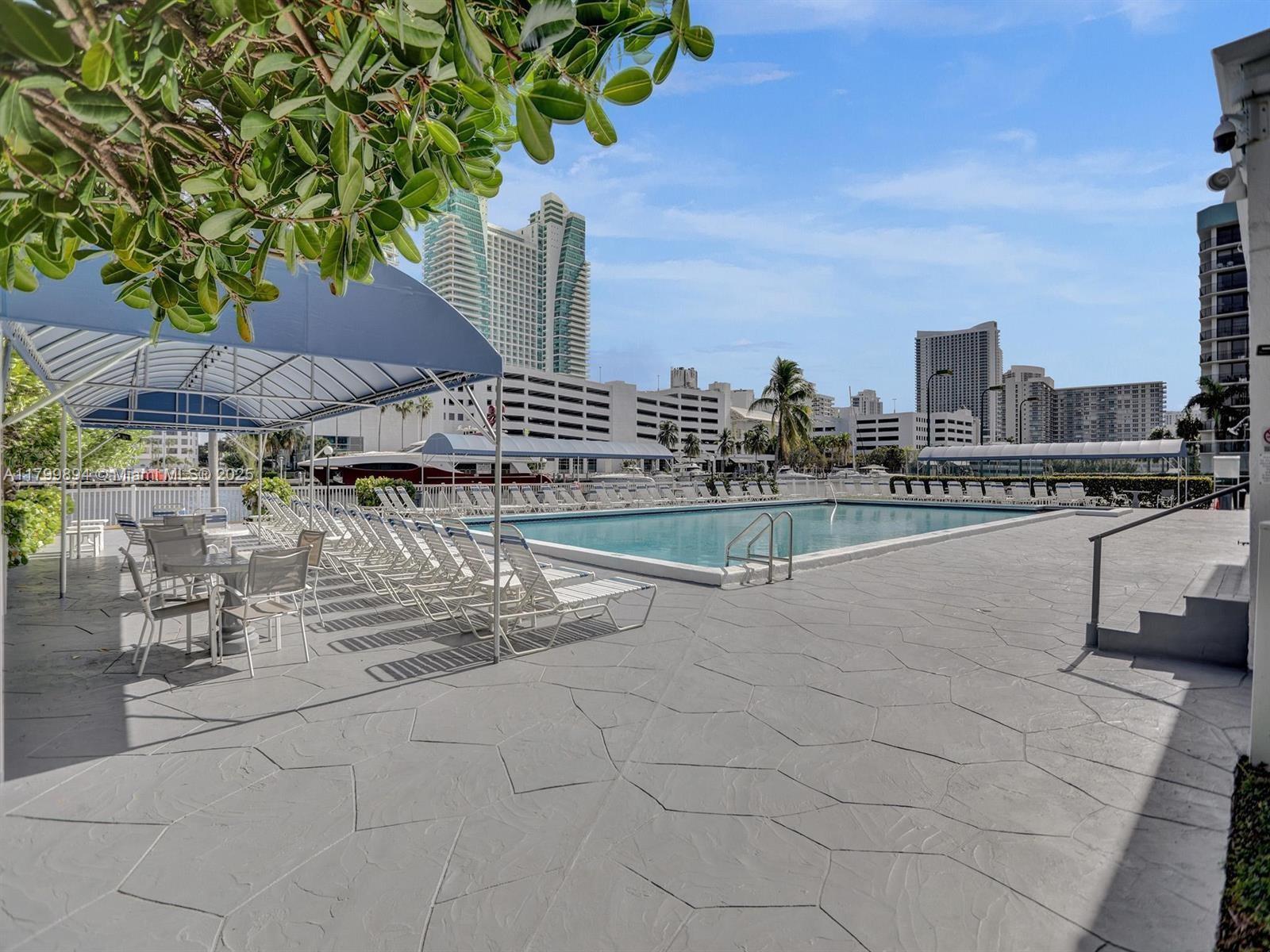 TOWERS OF OCEANVIEW SOUTH - Residential