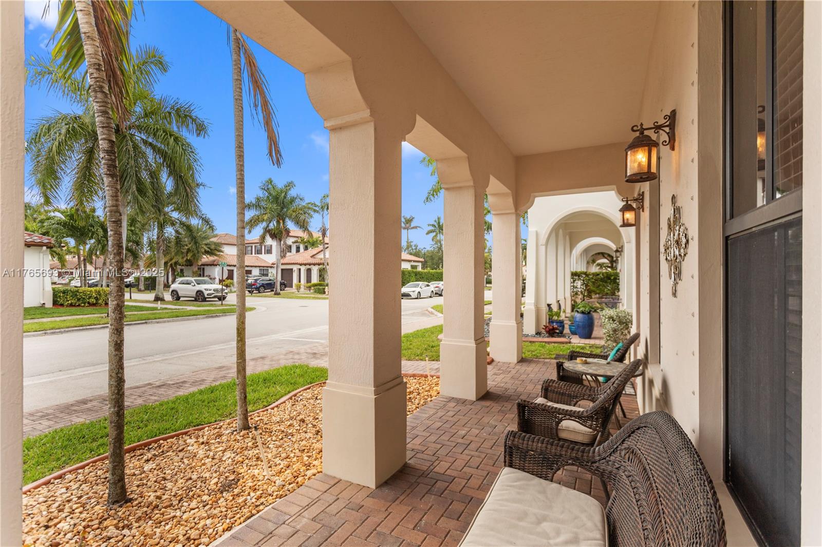 8387 NW 38th St